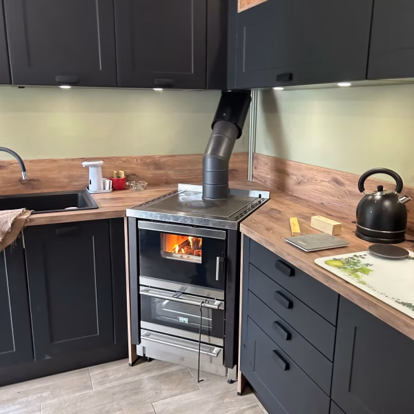 Installation de cuisinière à bois par L'Artisan du feucuisinière à bois