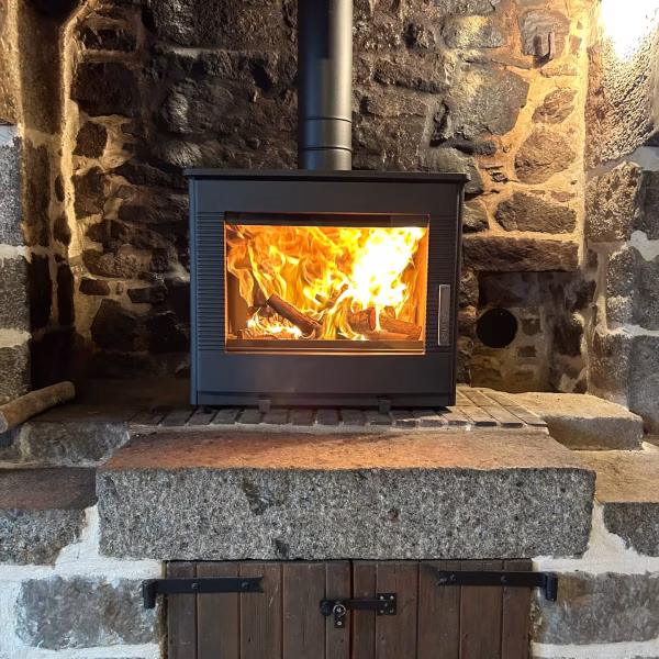 Installation de poêle à bois par L'Artisan du feupoêle à bois