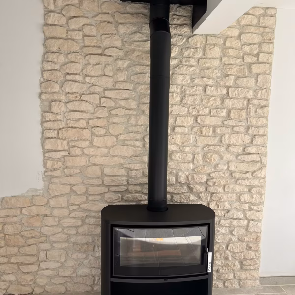 Installation de poêle à bois par L'Artisan du feupoêle à bois