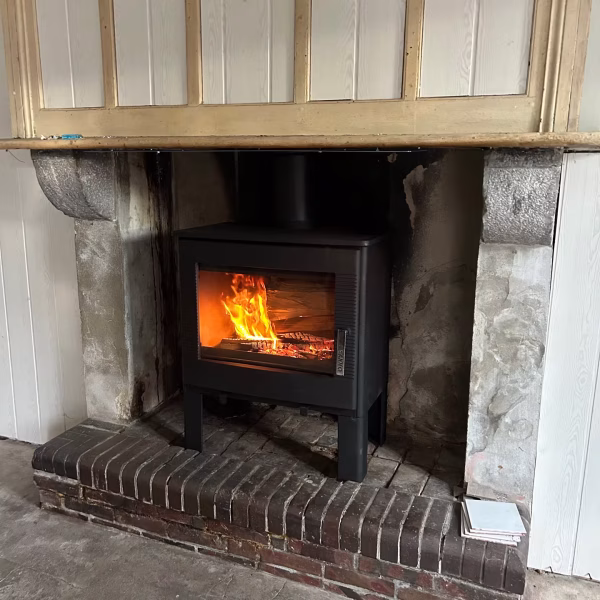 Installation de poêle à bois par L'Artisan du feupoêle à bois